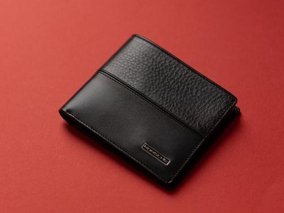 Мужской кожаный кошелек